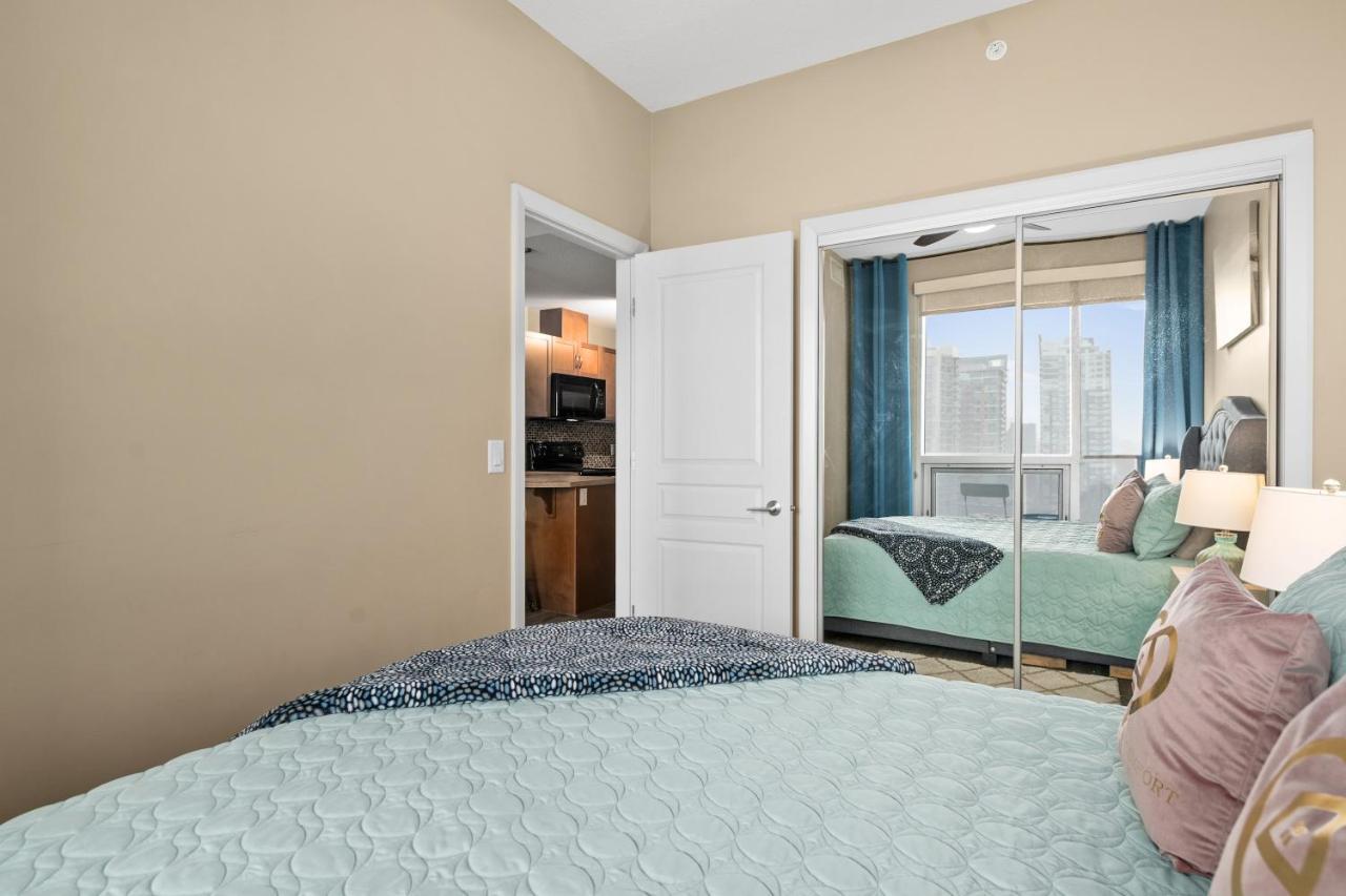 Stylish Downtown Condos By Globalstay YYC Exterior foto
